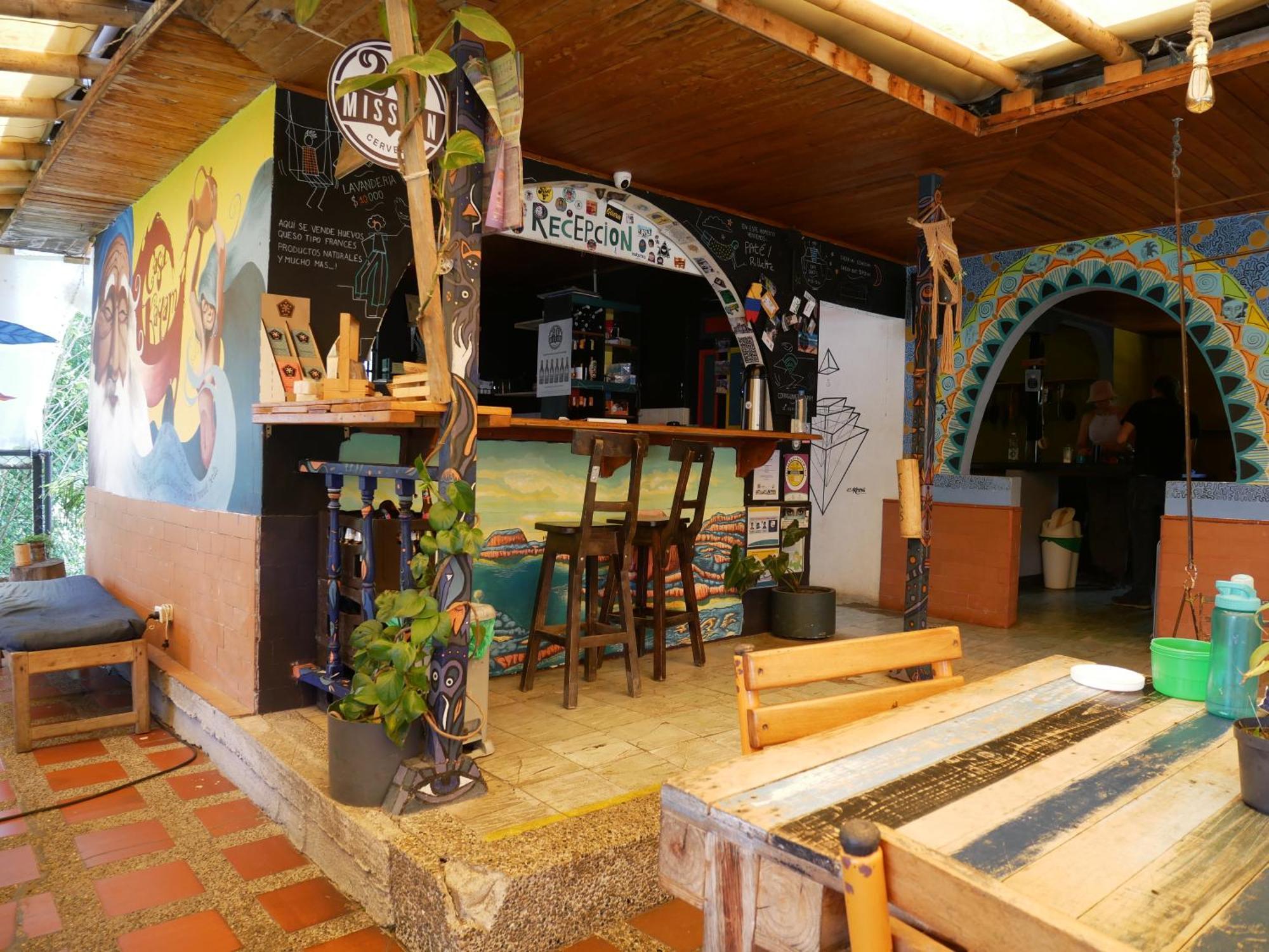 Casa Kayam Art Hostel Coliving Coworking Guatapé Exterior foto